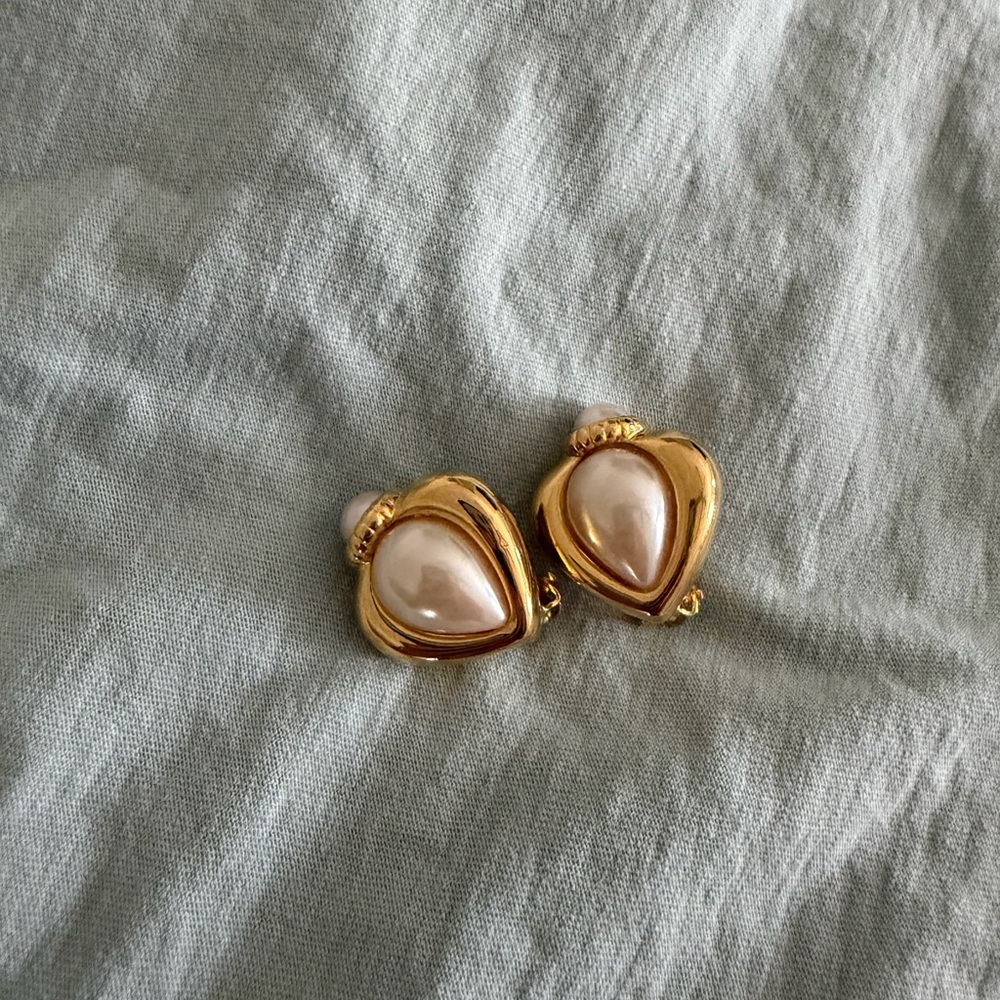 Joan Rivers Gold and Pearl Heart Earrings